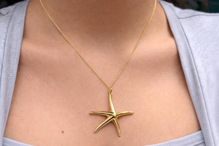 TIFFANY & Co. Elsa Peretti 18k Yellow Gold Starfish Pendant Necklace - 5