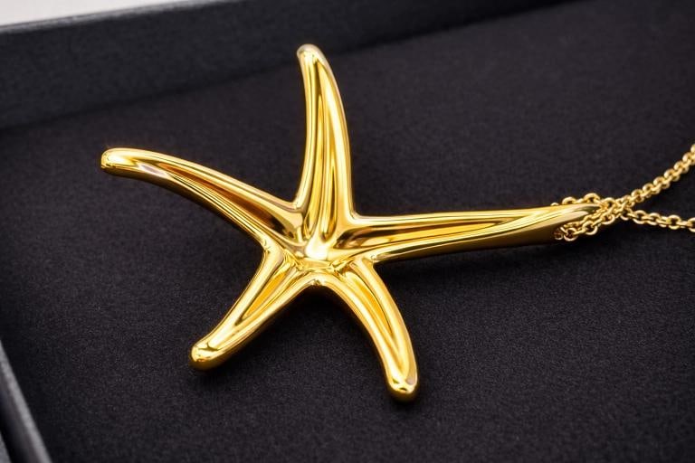 TIFFANY & Co. Elsa Peretti 18k Yellow Gold Starfish Pendant Necklace - 9