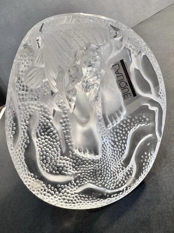 LALIQUE Signed At Glass Crystal Sculptue Edition Of 999175H x 55L x 55W - 17