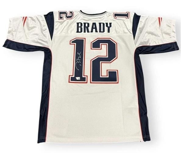 Tom Brady Signed Signed Authentic Throwback 2000 Jersey Patriots Fanatics (1 of 4)