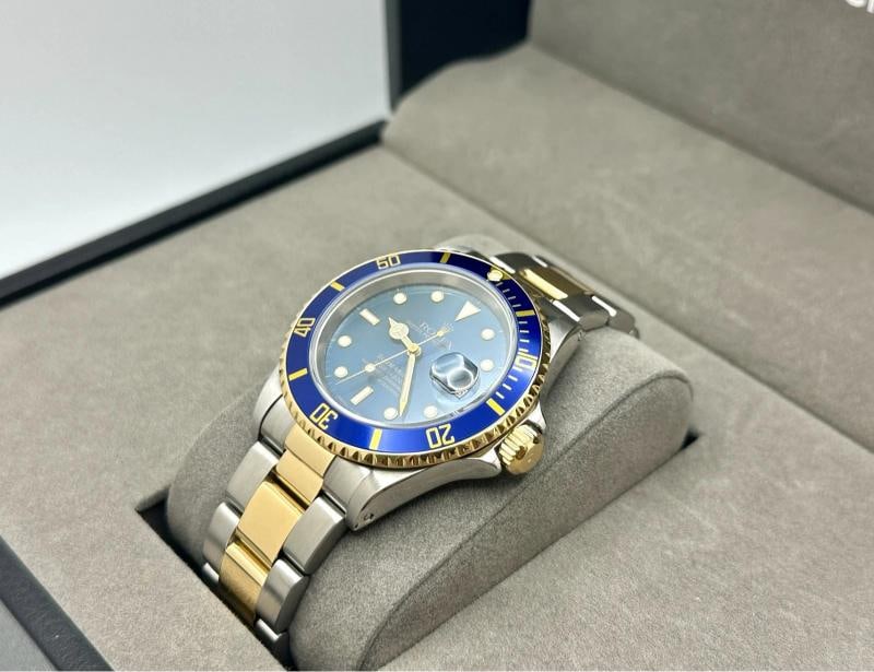 Rolex Submariner Date Blue 16613 40mm Tropical Faded Blue Dial 18k Gold Steel - 2