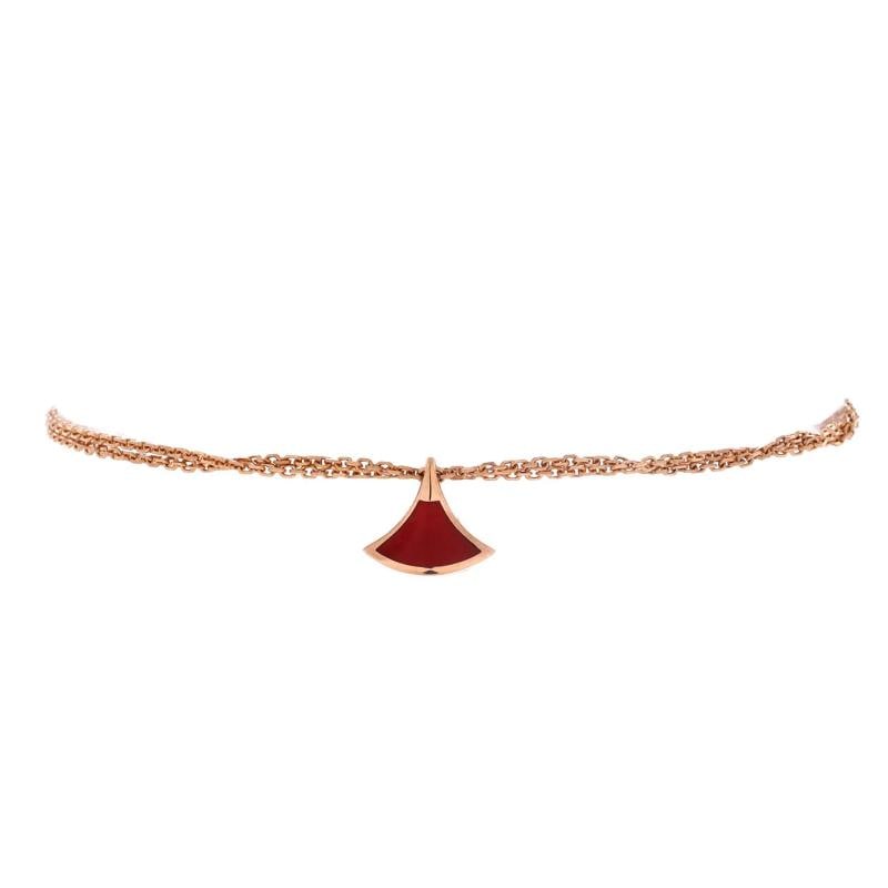 Bvlgari Divas Dream Bracelet 18K Rose Gold with Carnelian: Condition Preowned GoodBrand BvlgariMain Stone CarnelianMetal 18K Rose GoldMetal Purity 18KStyle BraceletType BraceletColor Rose GoldMaterial 18K Rose Gold Carnelian Estimated Retail Price 2010 Condit