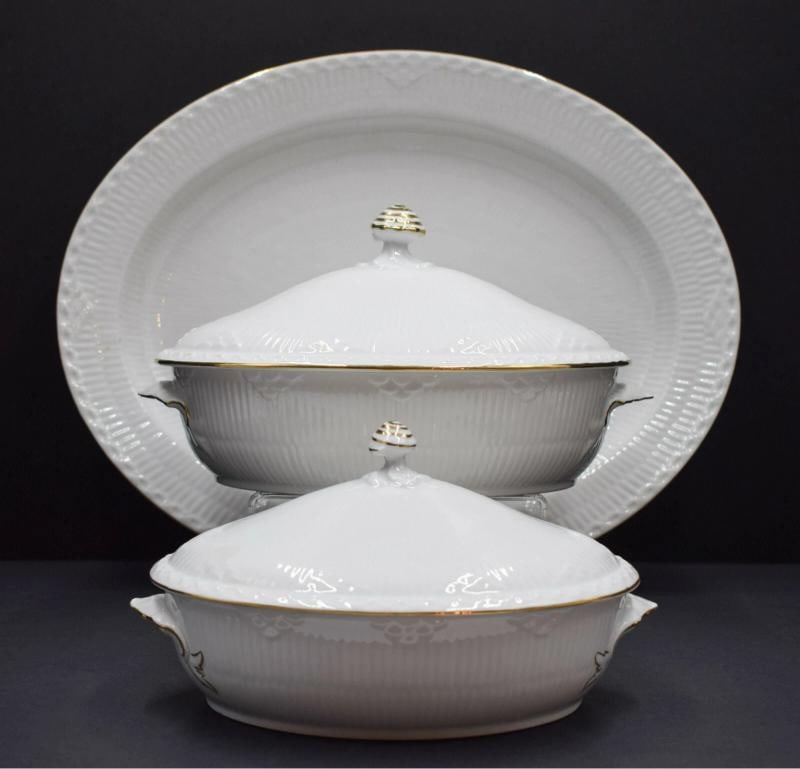 Royal Copenhagen-White Fluted Half Lace w/ Gold Trim 90 Pieces Service For 12 - 4