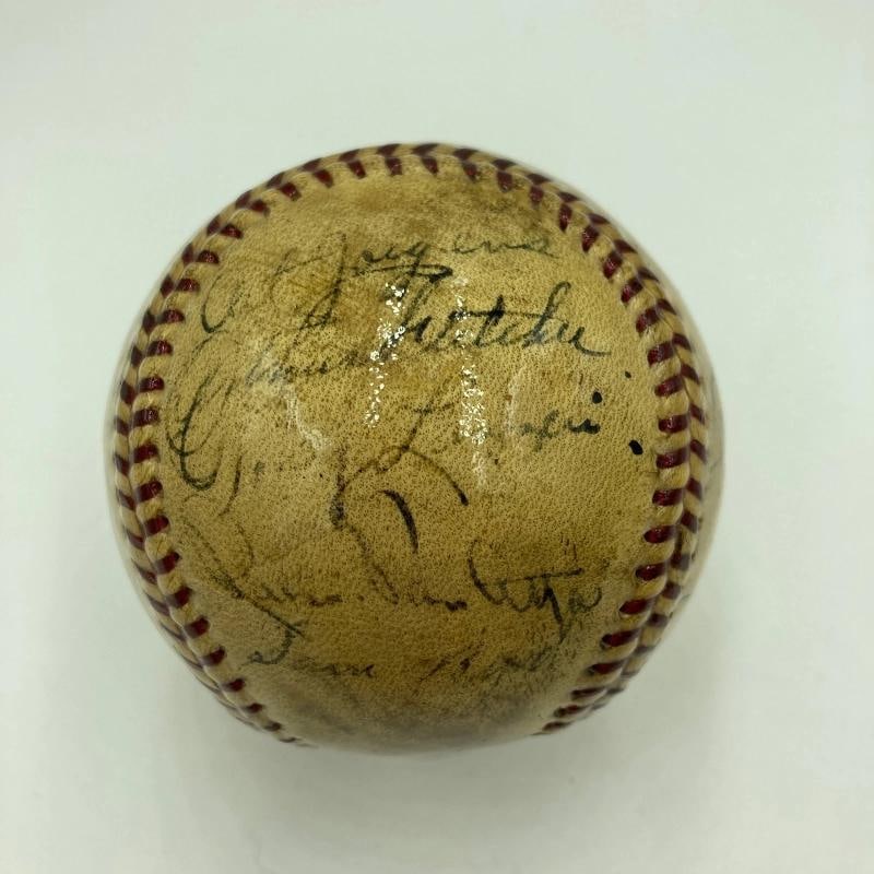 Babe Ruth & Lou Gehrig Sweet Spot 1934 Yankees Team Signed Baseball JSA COA - 6