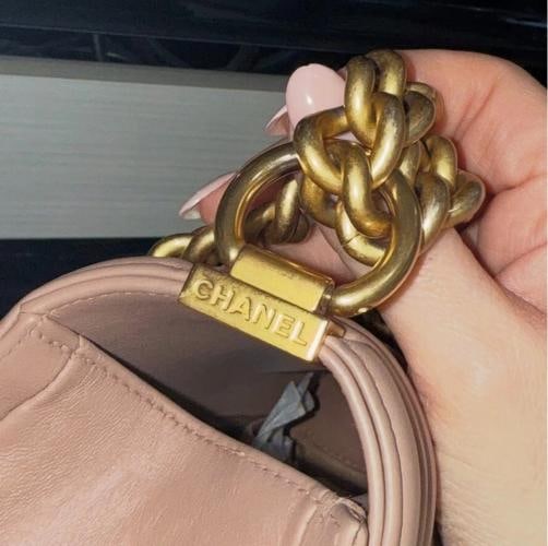 Chanel Old Medium Blush Lambskin Boy Bag quilted (2017-2018) - 13