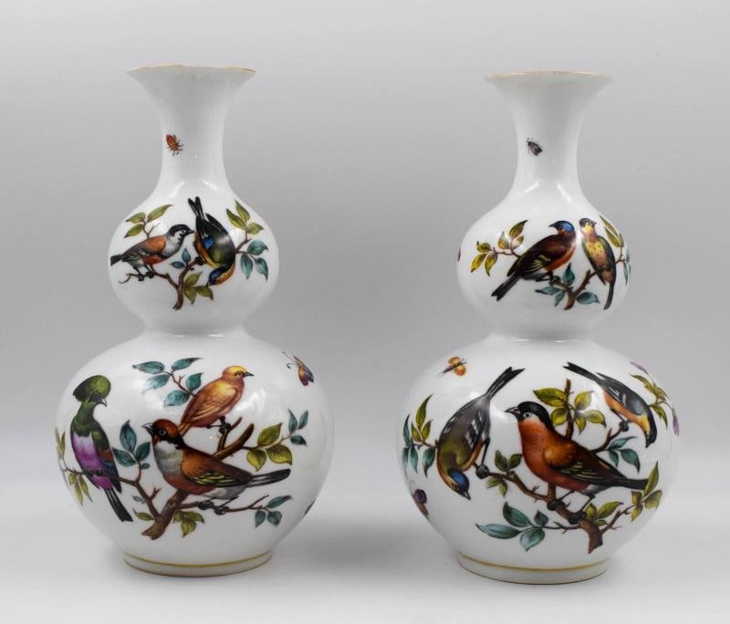 Pair of Dresden Helena Wolfson Hand Painted Bird Vases with A/R Mark - 3