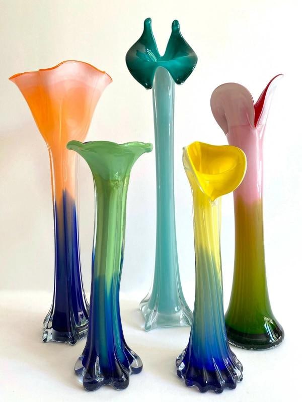 VTG 1990'S POST MODERN ART GLASS MULTICOLOR FLOWERS CONTEMPORARY VASES - 5PC SET - 3