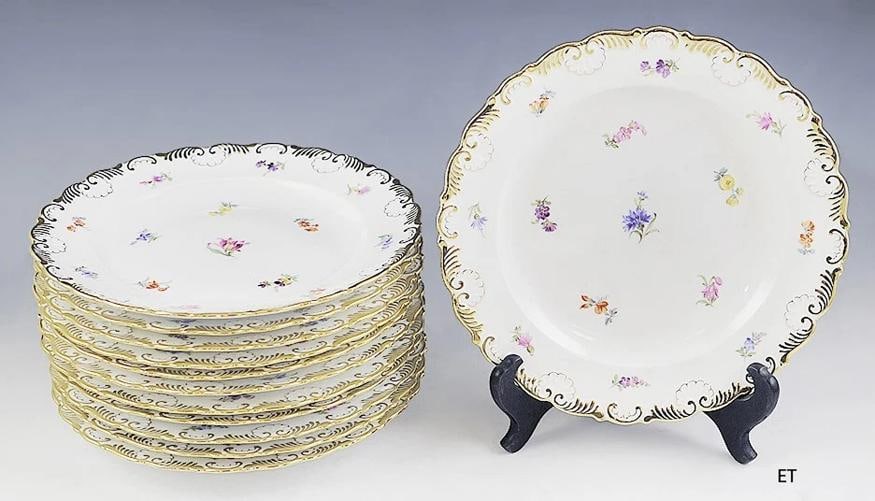 Great Set 12 Meissen Porcelain Plates Scattered Flowers and Gilding: Brand: Meissen,Main Color: White,Type: Plates,Country of Origin: Germany Presented is a wonderful set of 12 Meissen porcelain plates. These plates are done in a pattern very similar to the Scattered