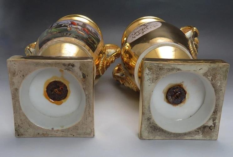 c1830s Fantastic Pair Paris Porcelain Gilt Hand Painted Grecian Urns - 8