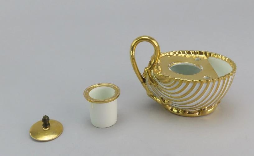 Excellent c1820s 22pc French Gilt Swirl Tea Set Cups Saucers More - 10