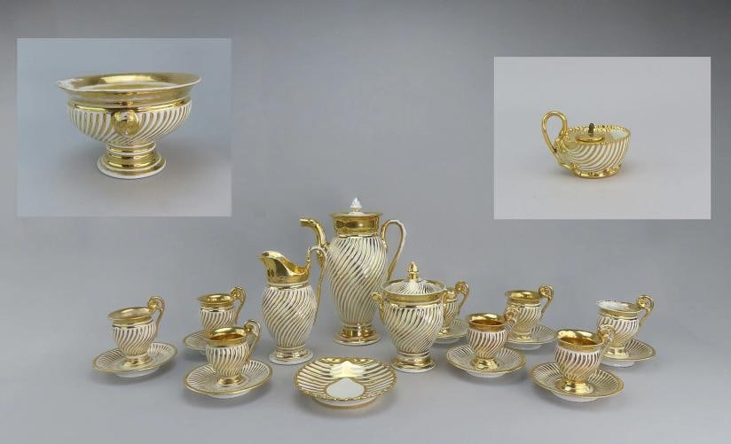 Excellent c1820s 22pc French Gilt Swirl Tea Set Cups Saucers More: Condition: Used: An item that has been used previously. The item may have some signs of cosmetic wear, but is fully operational and functions as intended. This item may be a floor model or store