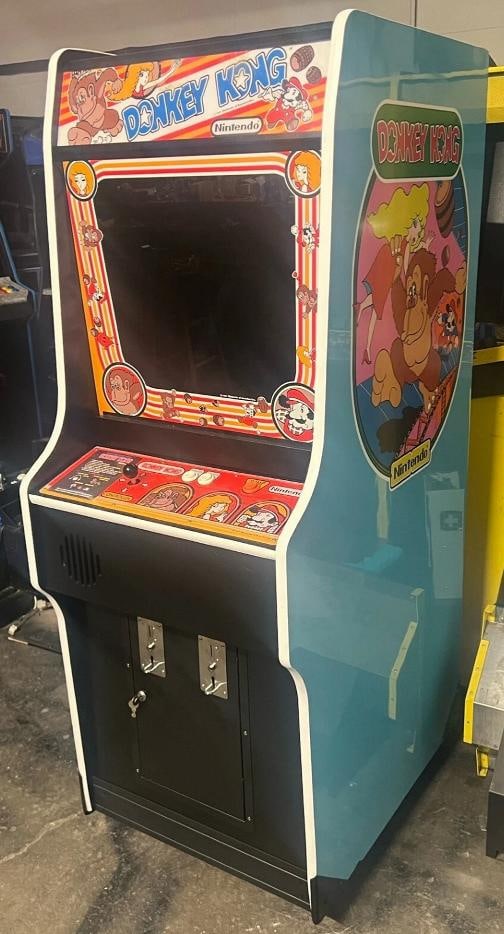 DONKEY KONG ARCADE MACHINE by NINTENDO 1981 (Excellent) *RARE* - 10