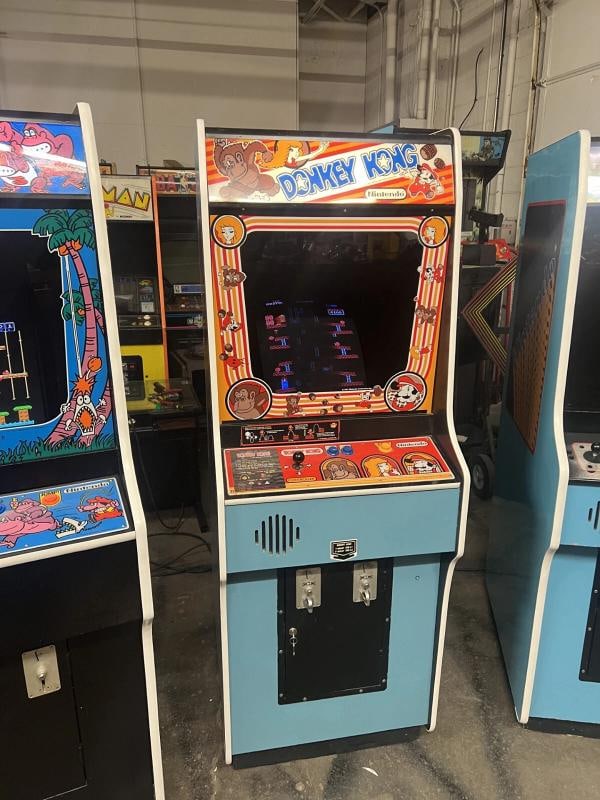 DONKEY KONG ARCADE MACHINE by NINTENDO 1981 (Excellent) *RARE* - 4