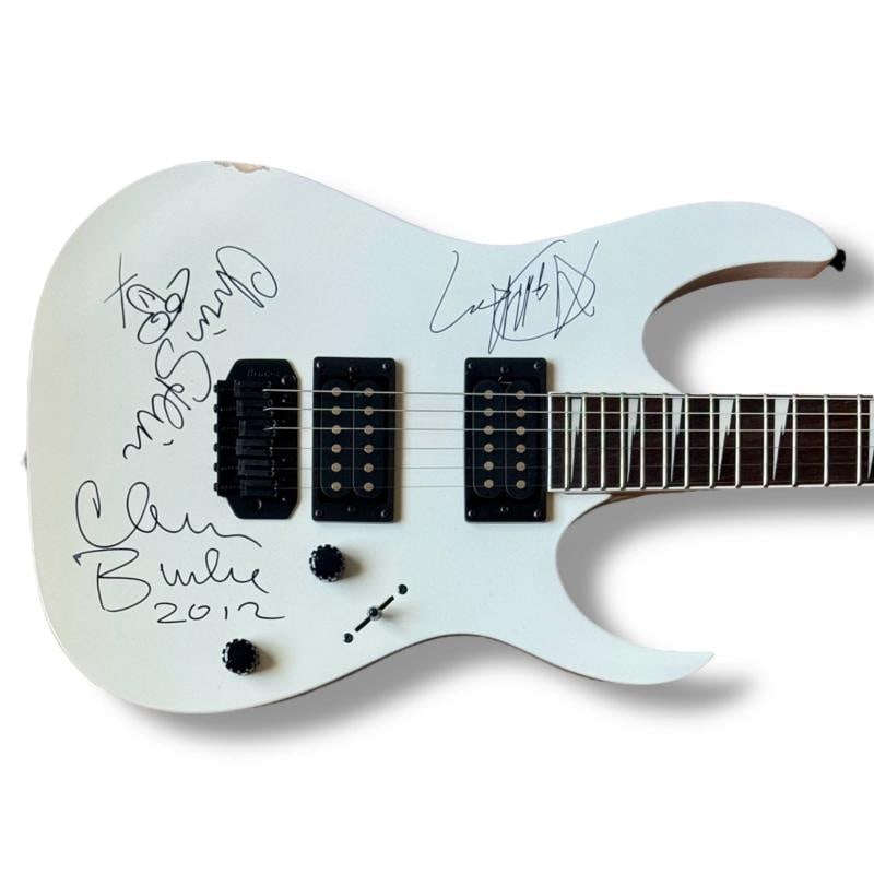 Blondie Signed Guitar Custom Graphics JSA COA Debby Harry Clem Burke Chris Stein: Original/Reproduction: Original,Industry: Music,Signed: Yes,Autograph Authentication: James Spence (JSA),Object Type: Guitar & Guitar Pick,Country of Origin: United States