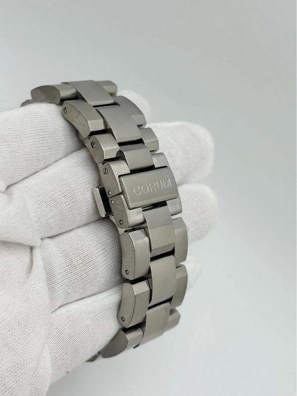 Corum Admiral's Cup Competition 48 947.933.04 48mm Blue Dial Titanium - 6