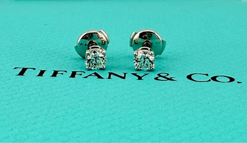 Tiffany & Co Platinum Round Diamond Stud Earrings 0.77 tcw F VVS2 Papers Box - 12