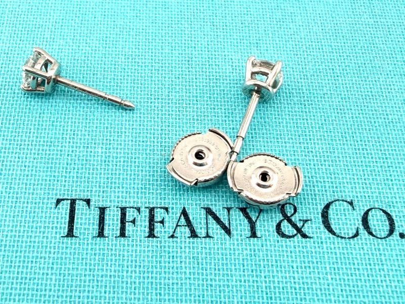 Tiffany & Co Platinum Round Diamond Stud Earrings 0.77 tcw F VVS2 Papers Box - 16