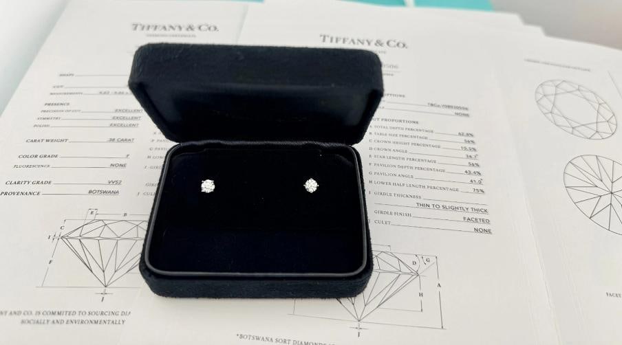 Tiffany & Co Platinum Round Diamond Stud Earrings 0.77 tcw F VVS2 Papers Box - 8