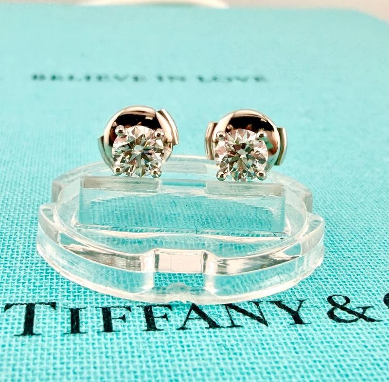 Tiffany & Co Platinum Round Diamond Stud Earrings 0.77 tcw F VVS2 Papers Box - 9