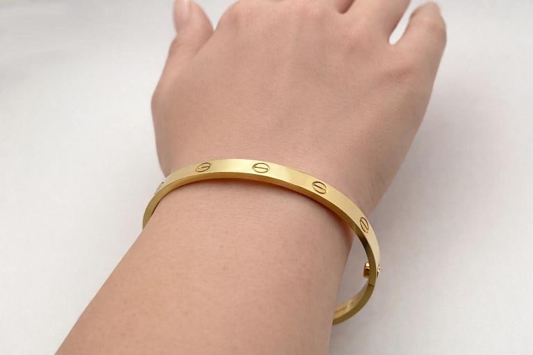 Cartier LOVE 18k Yellow Gold Bracelet Bangle Service Paper Box Size 20 - 10