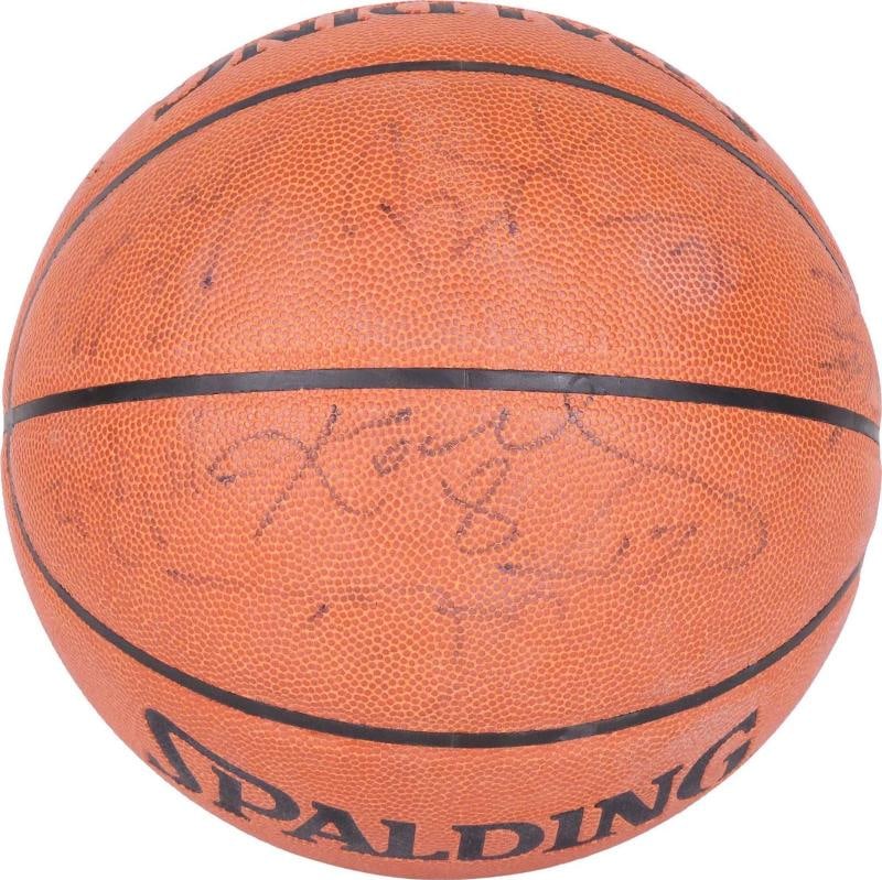 Kobe Bryant 2000-01 Los Angeles Lakers NBA Champs Team Signed Basketball PSA: signed by thirteen members of the 2000-20001 Los Angeles Lakers championship team. Hall of Famers Kobe Bryant and Shaquille O'Neal are present along with other starters and notables, Derek Fisher,