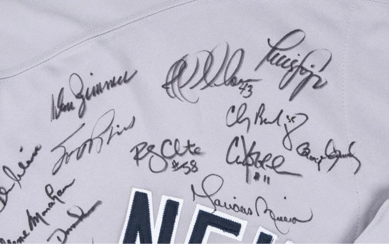 2000 Yankees Team Signed Game Used Jersey Derek Jeter Mariano Rivera Beckett COA - 3