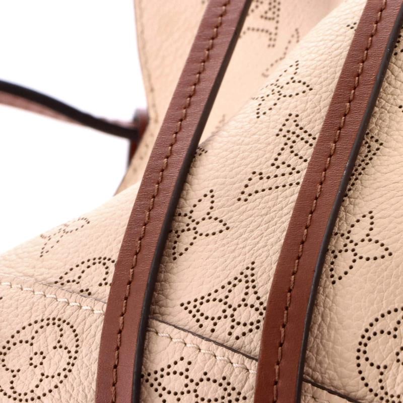 Louis Vuitton Hina Handbag Mahina Leather PM - 8