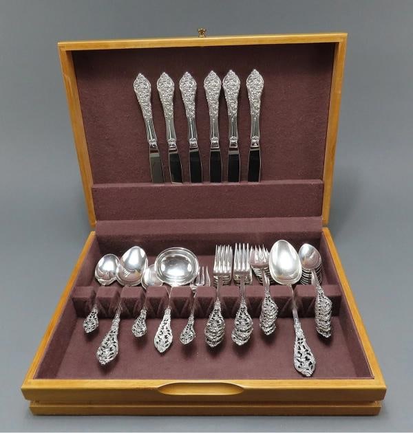Stunning 36pc Sterling Silver Reed and Barton Florentine Lace Pat Serves 6: Pattern: Florentine Lace,Brand: Reed & Barton,Type: Flatware - Sets,Age: Post-1940,Composition: Sterling Silver (.925),Maker: Reed & Barton,Year Made: 1951 to 1970,Metal: Sterling Silver,Country of