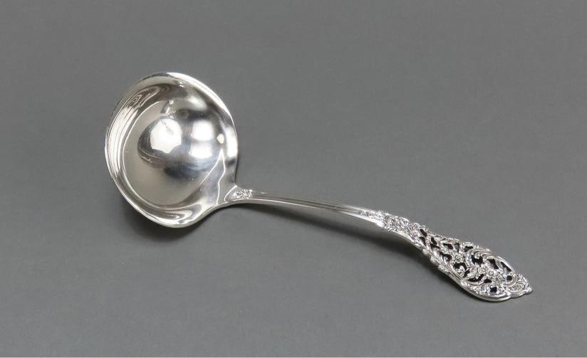 Stunning 36pc Sterling Silver Reed and Barton Florentine Lace Pat Serves 6 - 6