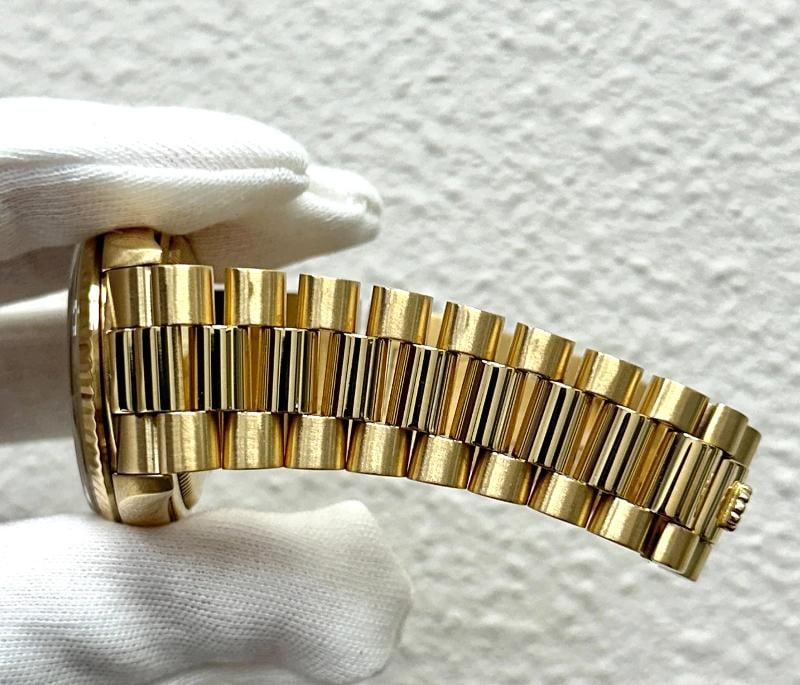 Rolex Day Date President 18238 Diamond Dial Double Quickset 18K Gold Box Papers - 9
