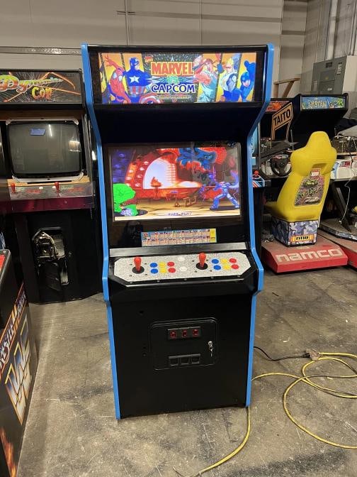 MARVEL vs CAPCOM ARCADE MACHINE by CAPCOM (Excellent Condition)*RARE* - 10