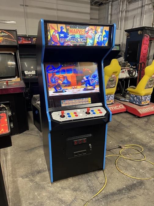 MARVEL vs CAPCOM ARCADE MACHINE by CAPCOM (Excellent Condition)*RARE* - 12