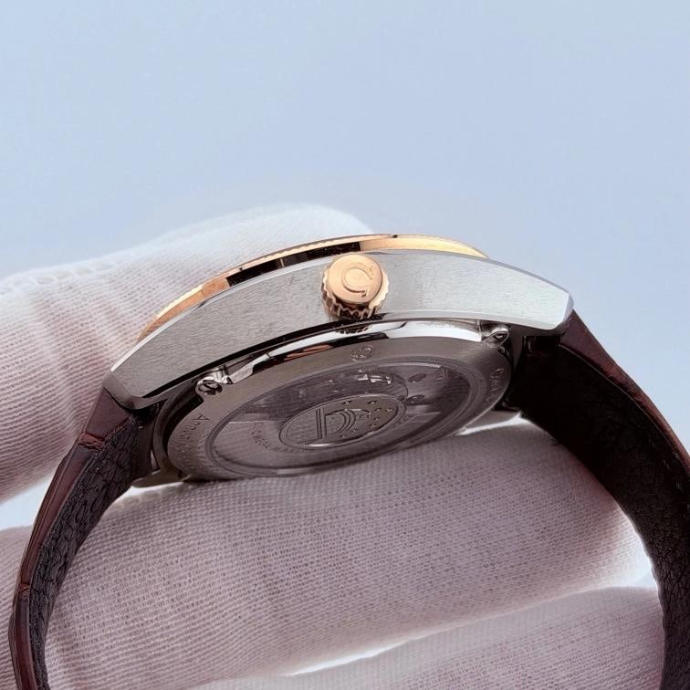 Omega Globemaster Annual Calendar 130.23.41.22.11.001 18K Sedna Gold Box Papers - 6