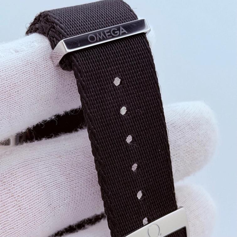 Omega Speedmaster Moonwatch Professional 311.30.42.30.01.006 42mm Box Paper - 11