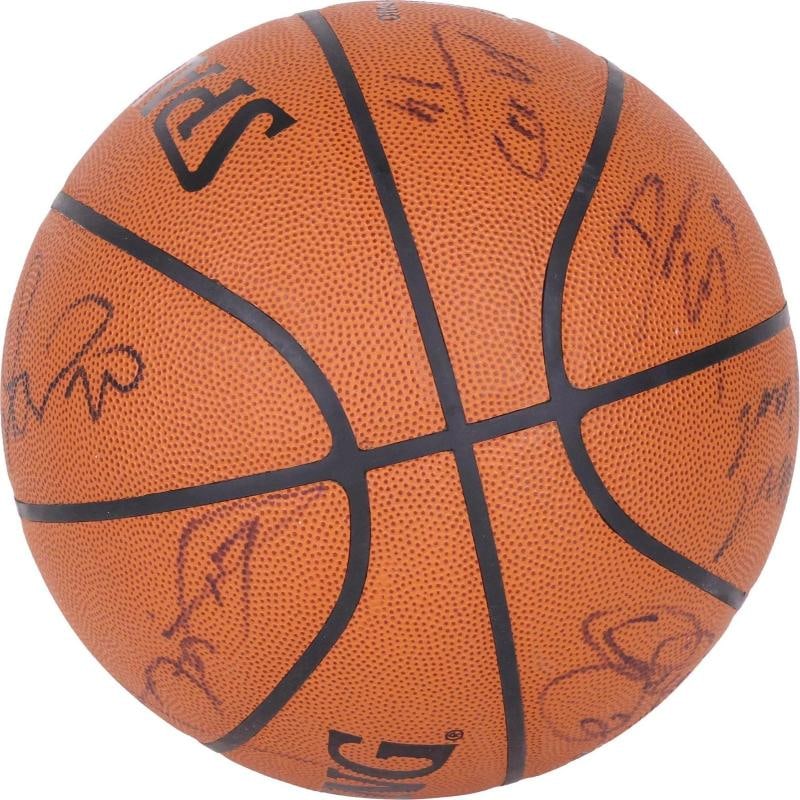 Kobe Bryant 2002-03 Los Angeles Lakers NBA Champs Team Signed Basketball PSA - 5