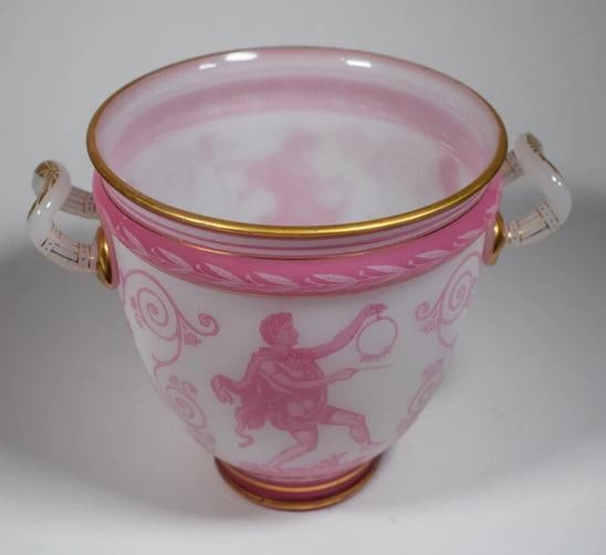 Rare Baccarat Pink Cameo Wine Cooler - Circa 1870 - 2