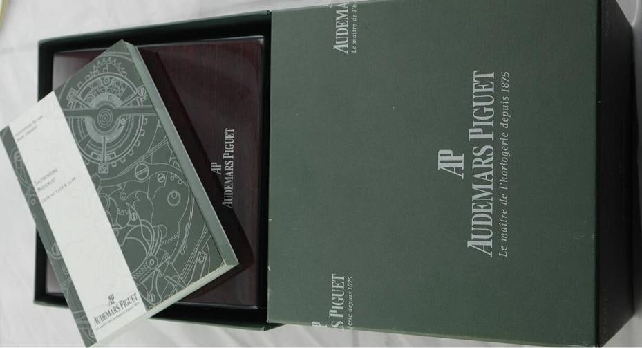 Audemars Piguet Royal Oak Men's Black Watch - 25940SK - 6