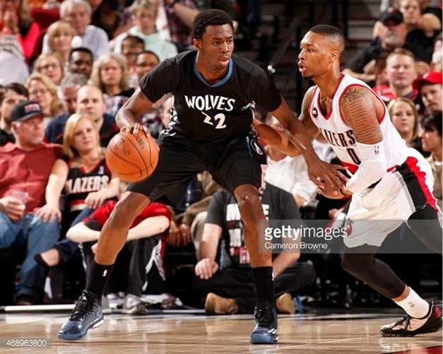 TIMBERWOLVES ANDREW WIGGINS GAME USED WORN SIGNED AUTO SHOES ROOKIE SEASON PSA - 6