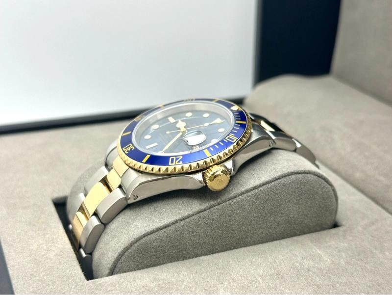 Rolex Submariner Date Blue 16613 40mm Tropical Faded Blue Dial 18k Gold Steel - 3