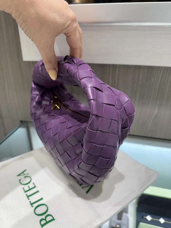 Bottega Veneta Jodie Hobo Bag Mini Purple Leather - 3
