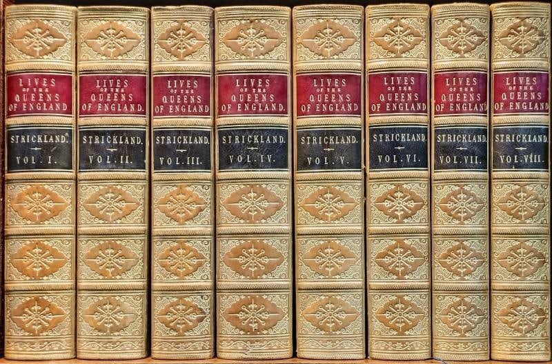 1852 Lives of the Queens of England from the Norman Conquest Fine Leather Bindin (1 of 9)