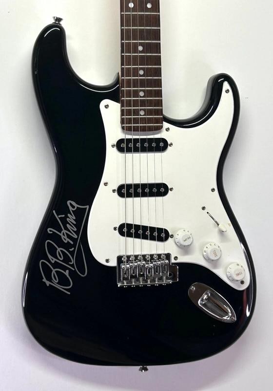 BB KING B. B. Signed Autograph Fender Squire Electric Guitar JSA LOA (1 of 4)
