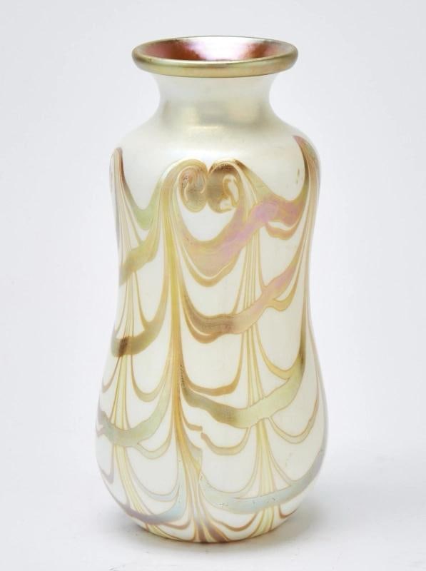 STEUBEN Art Glass Vase~Signed Ã¢â‚¬Å“AURENE"~(8.75" Tall): Condition: Used: An item that has been used previously. The item may have some signs of cosmetic wear, but is fully operational and functions as intended. This item may be a floor model or store retur