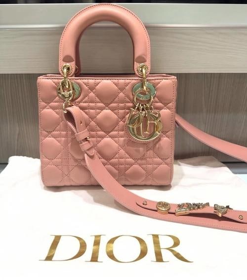Christian Dior Small Lady Dior My ABCDior Bag in Mauve Cannage Lambskin (2023): Condition: Pre-owned - Excellent,Bag Width: 8 in,Pattern: Dior Cannage,Shape: Square,Bag Height: 6.5,Handle/Strap Color: Pink,Size: Small,Handle Style: Top Handle,Lining Material: Lambskin,Hardware