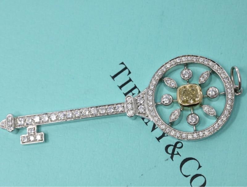 Tiffany & Co Kaleidoscope Key Yellow Diamond Pendant 18k & Platinum 1.03 ct - 2