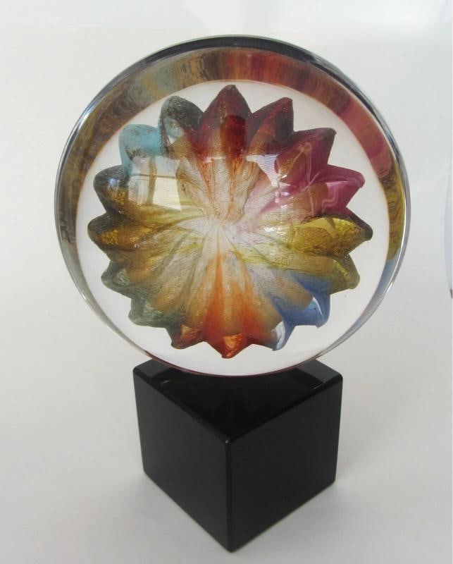 DÃ¢â‚¬â„¢ Este Achille Murano Art Glass Sculpture~(12" Tal: Figure Dimensions: 12" (30.5 cm) high with Base x 8" (20 cm) circle diameter x 4" (10 cm) circle "thickness" Base - square: 3 1/2" (8.9 cm) high x 3 3/4" side (8.9 cm) Weight: 16 Lb. 04 Oz. ( 7.275