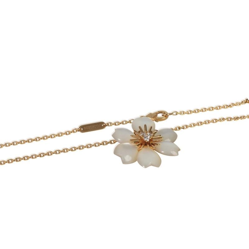 Van Cleef & Arpels Yellow Gold Mother Of Pearl & Diamond Mini Model Rose de Noel - 3