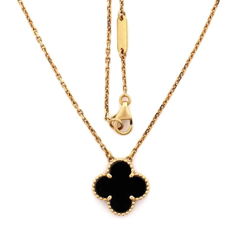 Van Cleef & Arpels Vintage Alhambra Pendant Necklace 18K Yellow Gold and Onyx - 2