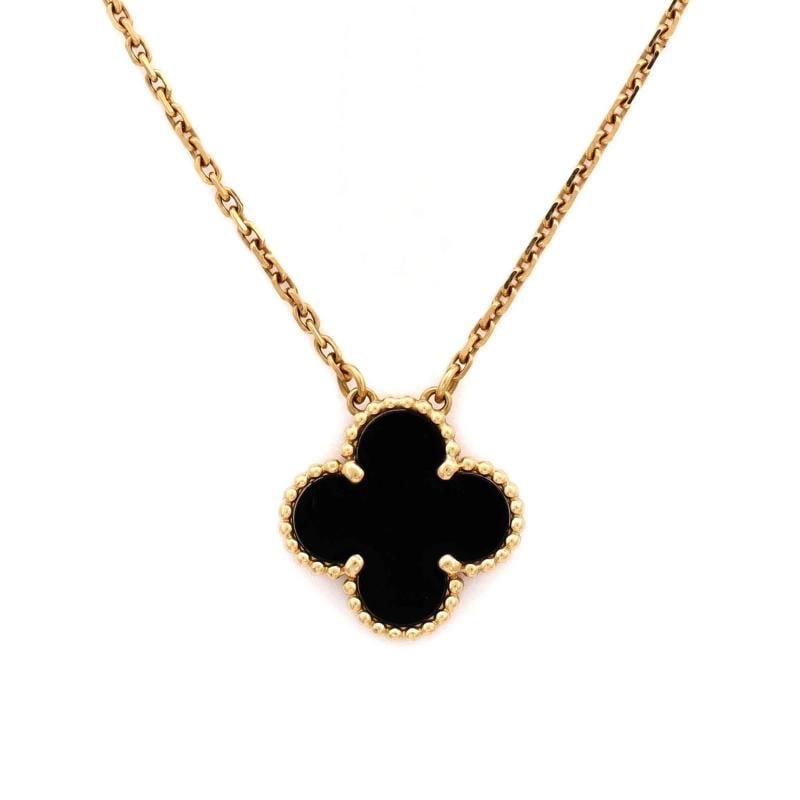 Van Cleef & Arpels Vintage Alhambra Pendant Necklace 18K Yellow Gold and Onyx - 3