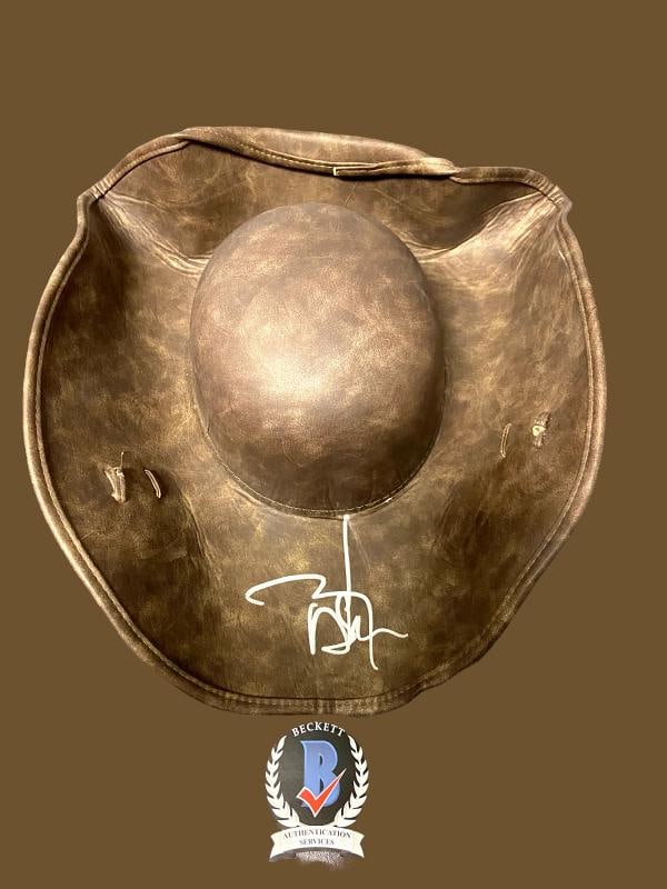 JOHNNY DEPP SIGNED AUTO JACK SPARROW HAT PIRATES OF THE CARIBBEAN BECKETT BAS: Industry: Movies,Personalize: No,Movie: PIRATES OF THE CARIBBEAN,Signed by: JOHNNY DEPP,Signed: Yes,Autograph Authentication: Beckett,Original/Reproduction: Original,Country of Origin: United States
